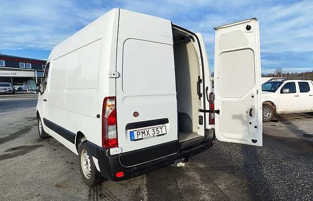 Nissan NV400 199.500:- ex moms